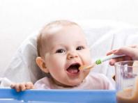 Из чего состоит рацион питания пятимесячного малыша при грудном, искусственном или смешанном вскармливании?